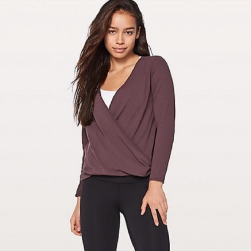 Lululemon Full Freedom Long Sleeve size 8